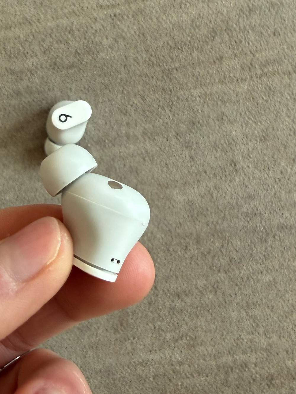 Beats Studio buds - Picture 10 of 13